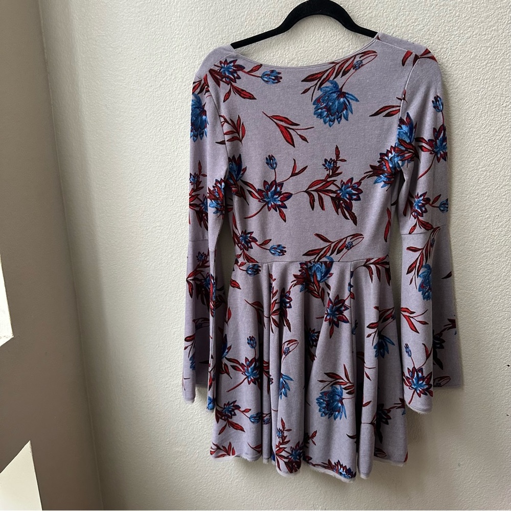 kimchi blue urban outfitters purple floral trumpet sleeve skater dress womens M - Picture 3 of 8